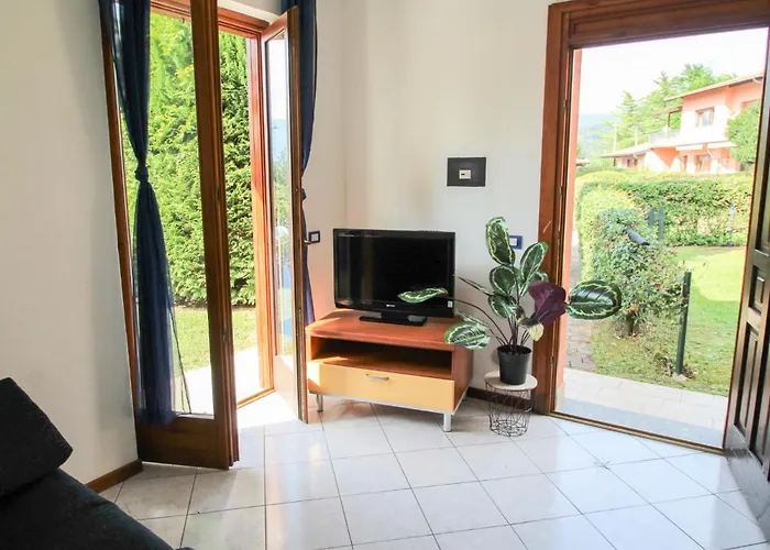 Residenza Agrifoglio-12 By Interhome Casa vacanze Luino