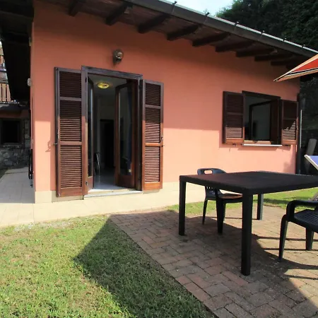Сasa de vacaciones Residenza Agrifoglio-12 By Interhome Luino